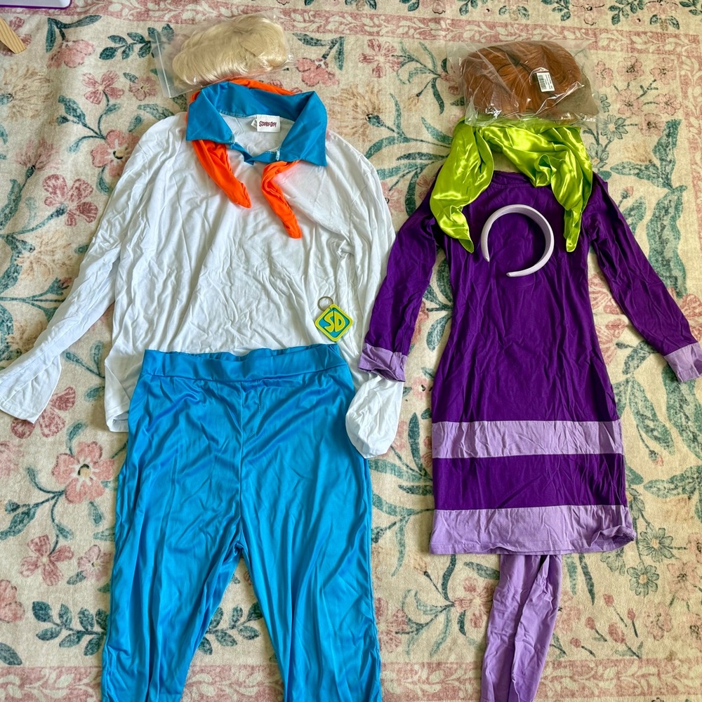 Scooby Doo Costumes - Fred & Daphne